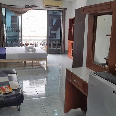 The Guest House Patong Екстер'єр фото