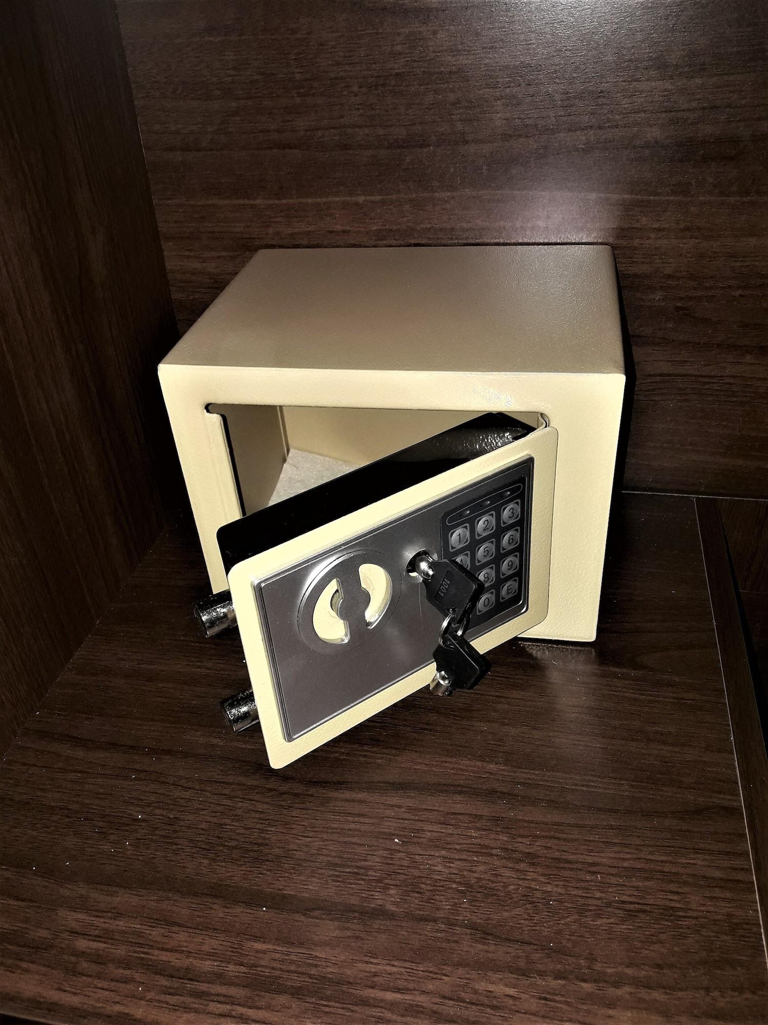 The Guest House Patong Екстер'єр фото