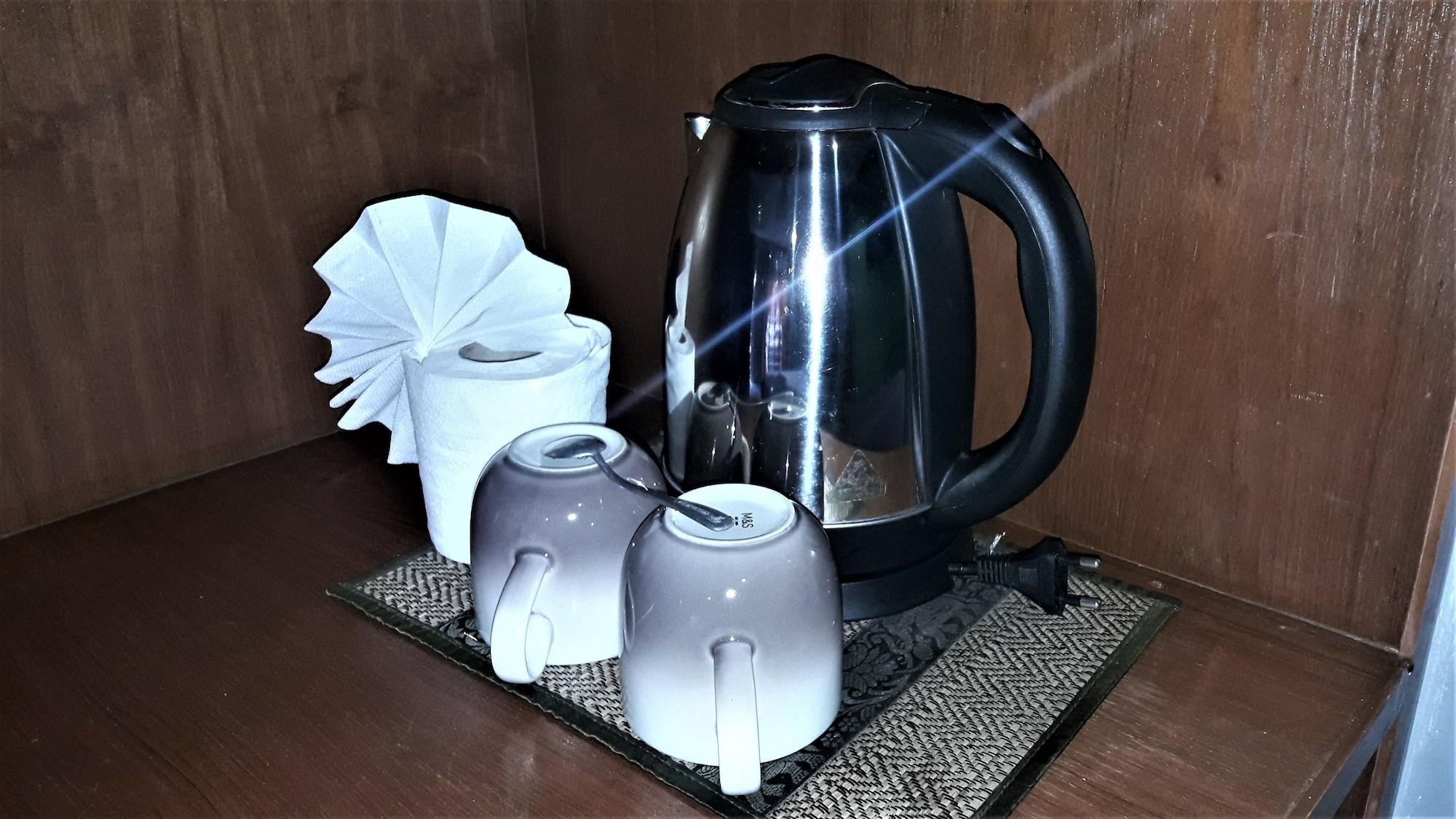 The Guest House Patong Екстер'єр фото