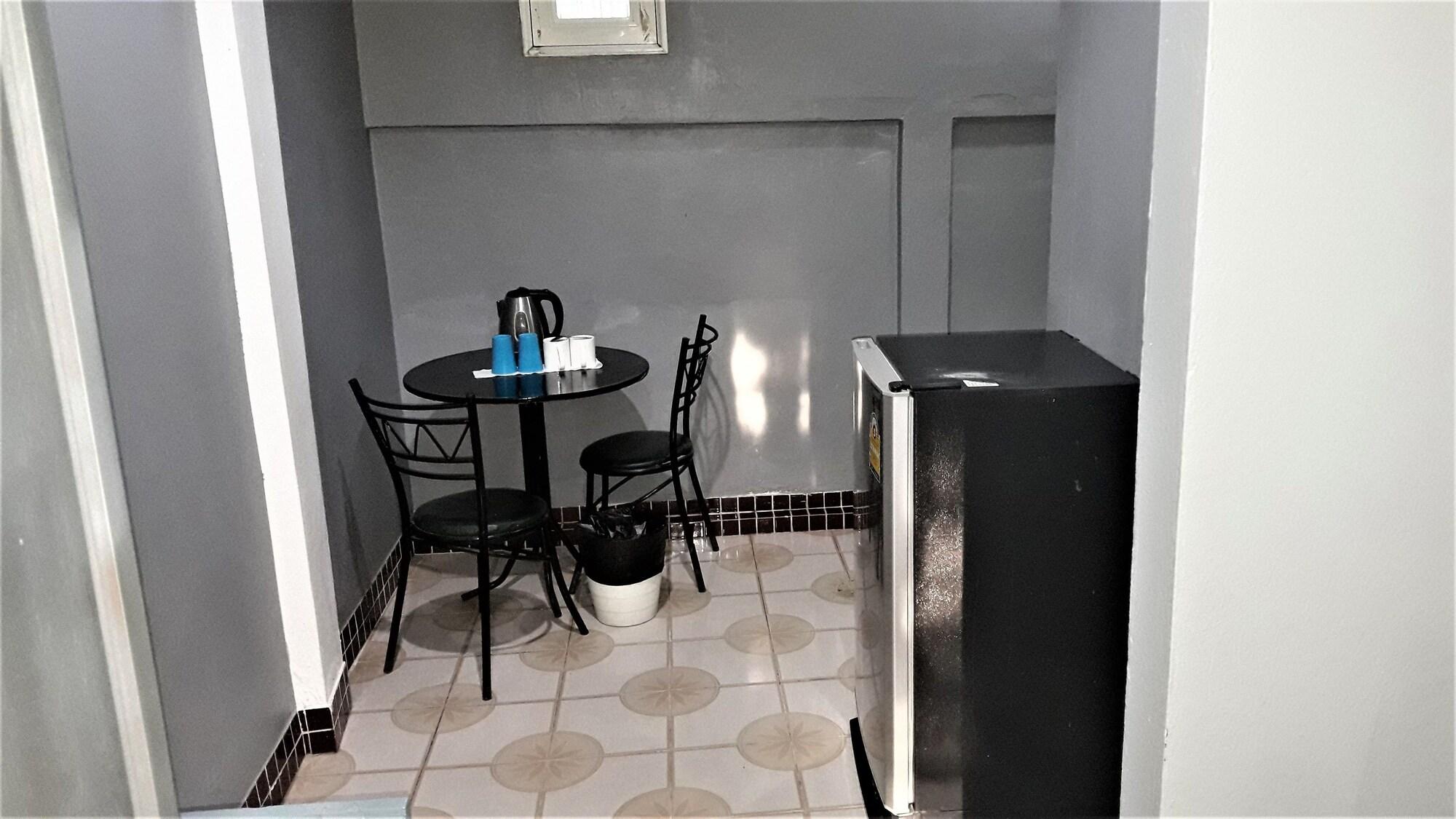 The Guest House Patong Екстер'єр фото