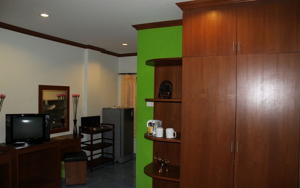 The Guest House Patong Екстер'єр фото